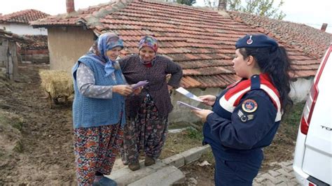 Edirne'de jandarma köylerdeki vatandaşları bilgilendiriyor