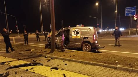Edirne'de otomobille hafif ticari aracın çarpıştığı kazada 1 kişi yaralandıs