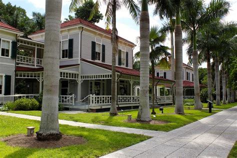 Edison and ford winter estates. Visitors to the Edison and Ford Winter Estates in Fort Myers will enjoy seeing the winter residences of famous inventors Thomas Edison and Henry Ford. There are historical buildin 