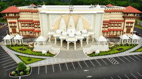 It's in Robbinsville, it's called Swaminarayan Akshardham and the BAPS Shri Swaminarayan Mandir is the "temple" part, and for those of you who haven't been — like myself, until this ....