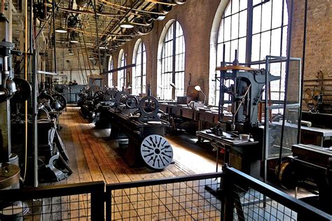Dec 11, 2022 · The majority of Thomas Edison National Historical Park is comprised of the West Orange Laboratory Complex, Edison’s research and development facility. Many of the buildings have been preserved or reconstructed. . 