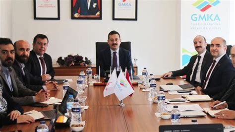 veodersti.rgarabwor.edu.pl. 