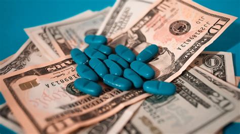 Editorial: How Medicare should negotiate drug prices