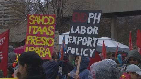 Education workers rally outside Toronto Congress Centre ahead of …