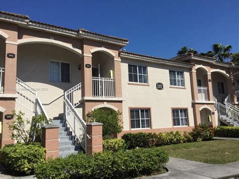 We feature 4 low-priced rentals directly from property managers, with rents lower than the Homestead, FL average. What is a cheap rent in Homestead, FL? The average apartment rent in Homestead is $1,837 per month so any rental south of $1,469 would be considered cheap here. Finding a home nearby is easier than you think.. 