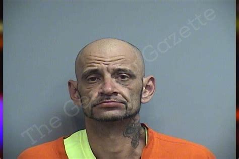 Aug 27, 2022 · The Effingham County Jail reported the following bookings: Effingham County deputies arrested Dustin L. Gent, 42, Effingham, on Aug. 25 on a contempt of court charge. . 