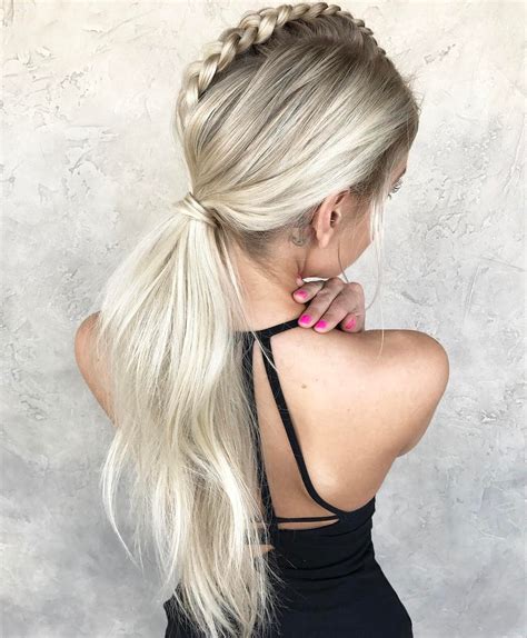 Effortlessly Enhance Your Style with the Alluring Blond Pony Tail!