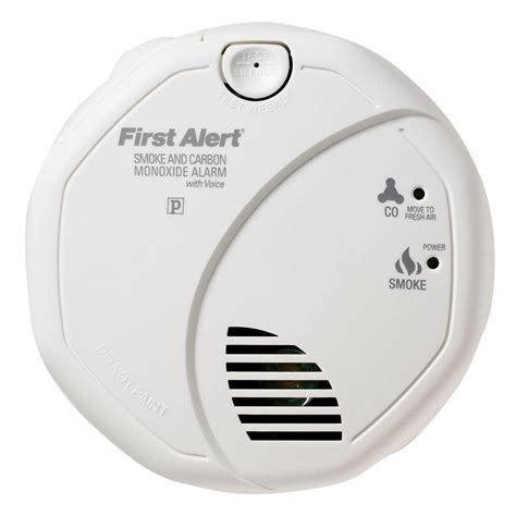 First Alert CO615 Dual-Power Plug-In Carbon Monoxide Detector with Battery Backup and Digital Display, White 4.6 out of 5 stars 8,122 85 offers from $22.78