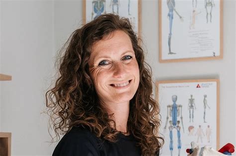 Efterf&ouml;ljande in English - Swedish-English Dictionary: Glosbe