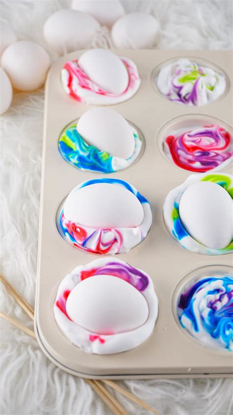 Egg Coloring With Shaving Crea