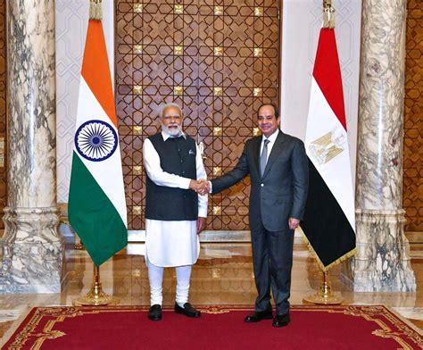 Egypt’s president gives highest honor to visiting Indian prime minister amid improving ties