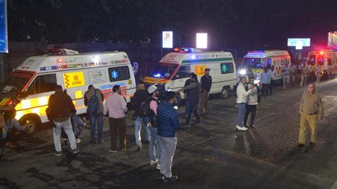 Eight lifeless in explosion close to Red Fort in the nation's Delhi's