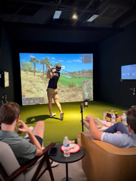 Eight under golf. Traditionally, golf practice has been synonymous with vast outdoor spaces, plush green grass, and the sound of a well-struck drive echoing through the open air. However, in the modern age of golfing, indoor practice has emerged as a training method that has surpassed the effectiveness of its outdoor counterpart. 