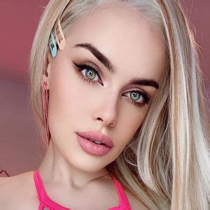 🍑 Eiramaroonfree Onlyfans Leak [CLIP] 201 Vids