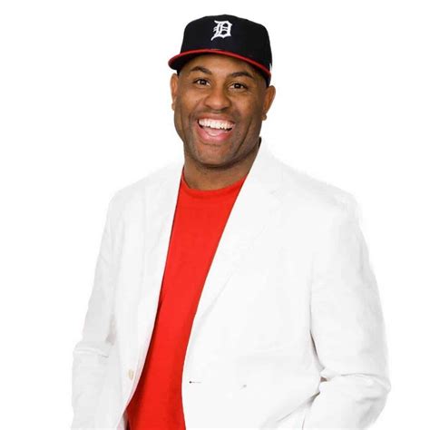 Eirc thomas. Thomas is most known for his YouTube channel and has been dubbed the “hip-hop pastor.” He has affected many people with his work as a motivational speaker and author, and he is very dedicated to his video. Early Life, Family, Parents and Education of Eric Thomas. On September 3, 1970, in Chicago, Eric Thomas was born. 