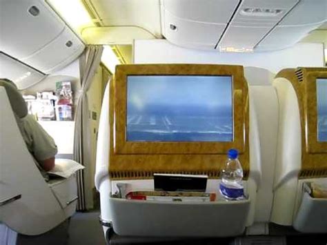Track Emirates (EK) #211 flight from Dubai Int'l to