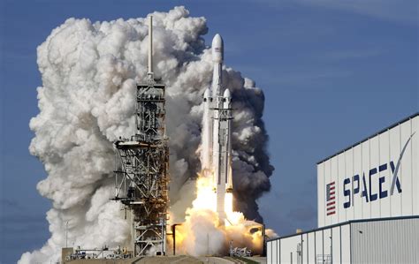 El Departamento de Justicia de EE.UU. demanda a SpaceX por presuntas prácticas de contratación discriminatorias