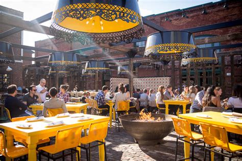El catrin distillery. El Catrin serves both traditional and modern Mexican cuisine in the historic Distillery District in Toronto. Boasting a sharing-style menu and Canada's large... 