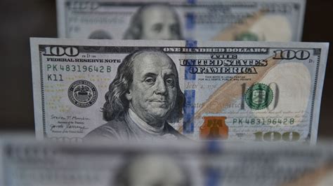 El dólar estadounidense se encamina a su peor mes en un año (pero tiene un lado positivo)