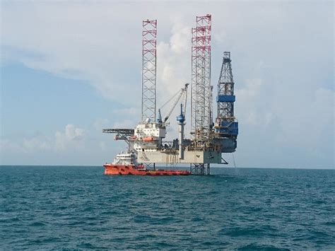 3 Haz 2019 ... on Monday (June 3) closed on a key $1.2 billion Gulf of Mexico acquisition amid the El Dorado oil and gas giant's strategic turn to broaden its .... 