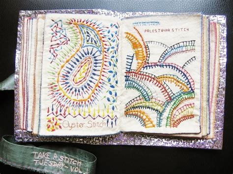 El libro del bordado/a guide to embroidery. - Roma und sinti im spiegel der deutschen literatur.
