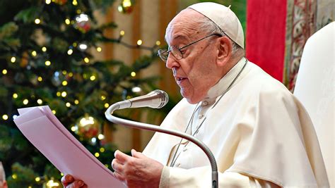 El papa Francisco pide no confundir la Navidad con el consumismo