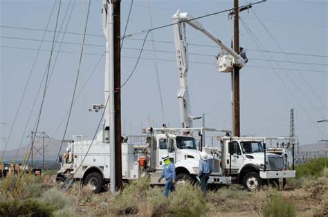 About El Paso Electric. El Paso Electric is a regional energy provider that is engaged in generation, transmission, and distribution service to power approximately 460,000 customers in a 10,000-square mile area of the Rio Grande valley in west Texas and southern New Mexico. About EDF Renewables North America. 