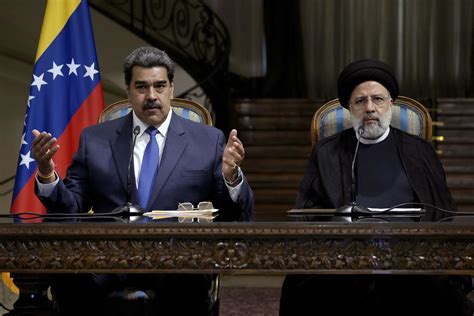 El presidente de Irán se reúne con Maduro y acuerdan impulsar el comercio hasta los US$ 20.000 millones