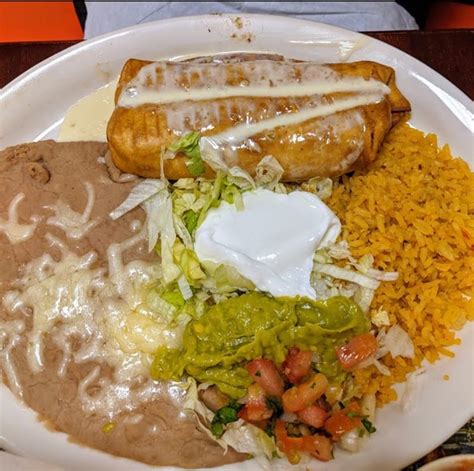 With so few reviews, your opinion of El Tapatio could be huge. 
