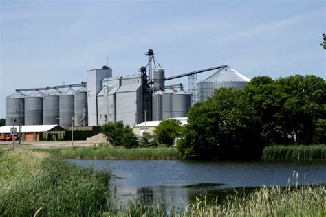 Elbow Lake Co-op Grain, located in Elbow Lake, Minn., also helped sustain Western Canadian cattle during the 2021-2022 drought by shipping almost 200,000 metric tonnes of corn to Canada as a portion of their strong shipping program. Elbow Lake Co-op Grain is a first-time winner of CP's Elevator of the year award.. 