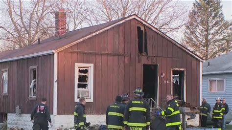 Elderly woman dead, firefighter injured in Hammond house fire