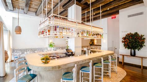 Elea nyc. Dec 14, 2018 · Alex Staniloff. A floating staircase leads down to the sprawling, 140-seat dining area, which features a small meditation space that houses massive olive oil press stones dating back hundreds of ... 