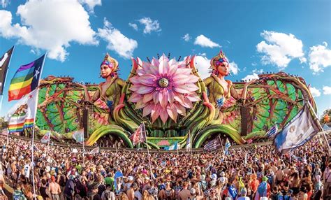 Electric daisy carnival 2023. Electric Daisy Carnival - EDC UK. 180,771 likes · 1 talking about this. The official Facebook page for the world famous Electric Daisy Carnival in the UK 