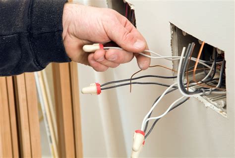 Electrical connections. Types of electrical wiring connections Crimping. Crimped connectors come in a variety of shapes and three different colour-coded sizes. Using an oversized connector will make a weak joint. Using an undersized connector will mean not all of the strands of the wire will fit into the part which is crimped, making this a bad connection. 