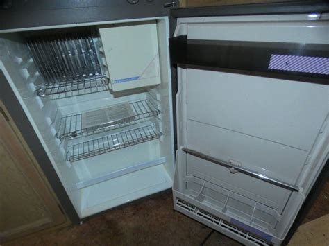 Electrolux 3 wege wohnwagen kühlschrank handbuch. - Welbilt brotmaschine teile modell abm2100 bedienungsanleitung rezepte abm 2100.