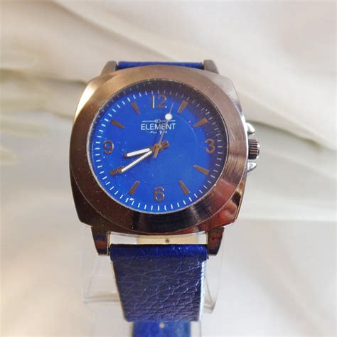 Elements watches. Fashionable watches for men & women. Elements Watches offers a variety of minimalist watches all under $100. Buy Online at Elements Watch Company. 