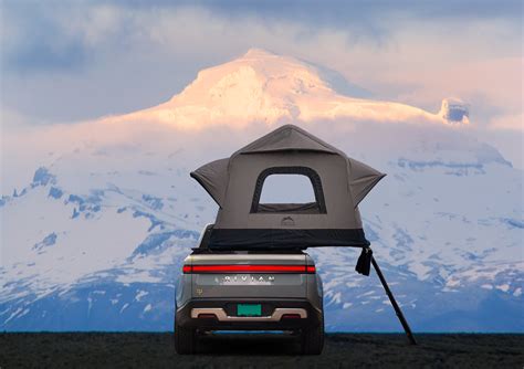 Elevate Your Rivian R1T with an Unbeatable Rooftop Tent