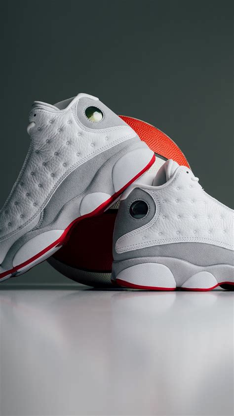 Elevate Your Style: Fall for the Iconic Jordan Retro 13 Men's Shoes