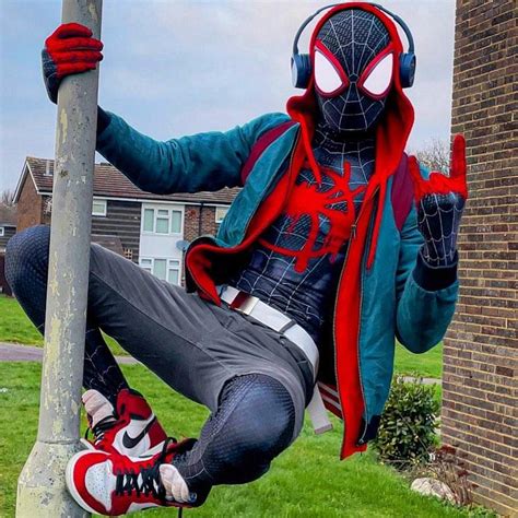 Elevate Your Superhero Style with an Authentic Miles Morales Disfraz