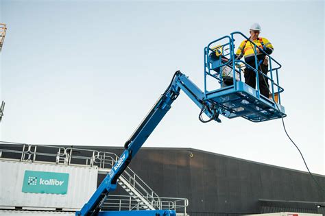 Elevated Work Platform Training (Boom type EWP over 11m) - Kallibr