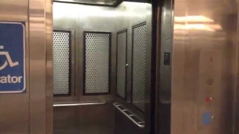 Elevator at the Chicago CTA Station in Chicago, IL - YouTube