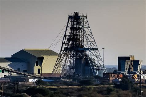Elevator drops 650 feet at a platinum mine in South Africa, killing 11 workers and injuring 75