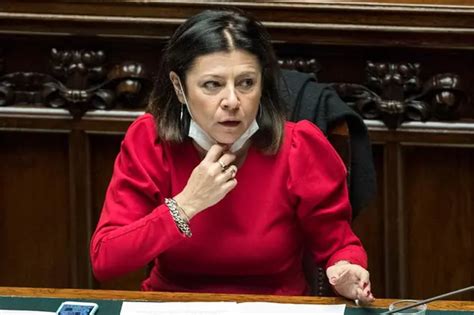 Elezioni, Paola De Micheli si candida alla segreteria del Pd