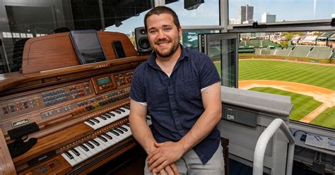 Elgin News Digest: Cubs organist to host sing-a-long at Dundee Library; gun buyback and safety event in Elgin this Saturday; Northern Illinois Food Bank holding Saturday pop-up mobile market at ECC