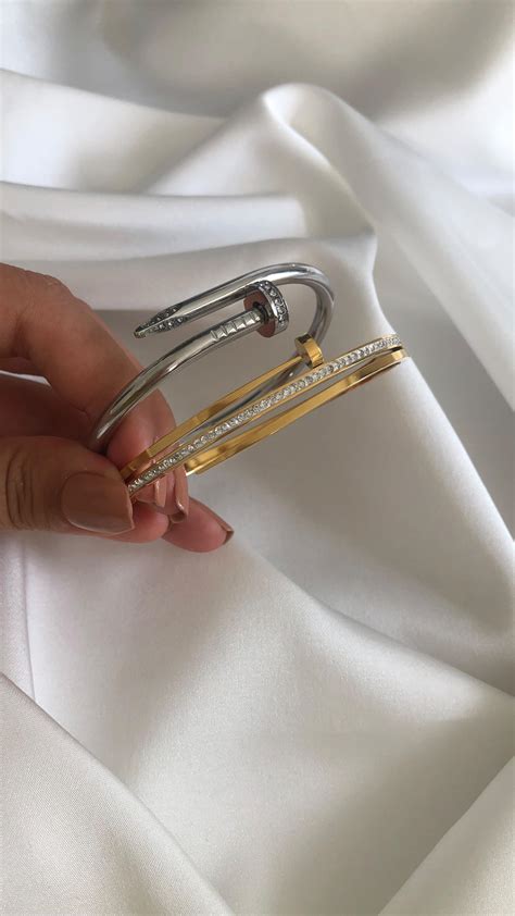 Elif Bijuteri .. #tak #takı #taktakıştır #küpe #küpemodelleri.