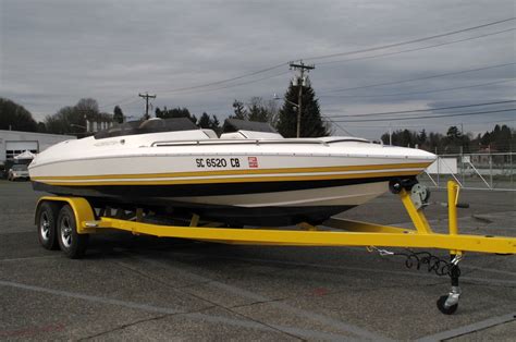 2004 Eliminator Boats 250 Eagle XP Closed Bow . This inboard/outboard sports runabout is 25.33 feet long and weighs 3800 (pounds dry). This weight does not account for passengers, fuel, or gear. ... The beam of this craft is 99 inches. Your Eliminator fiberglass hulled boat can be kept in better condition by covering it properly when not in use .... 