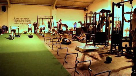 Elite Performance Gym Omaha - YouTube