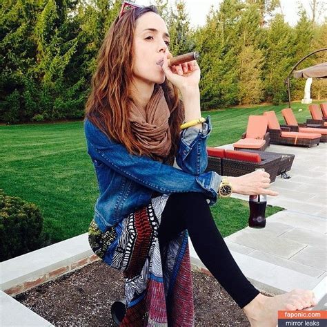 Eliza dushku onlyfans
