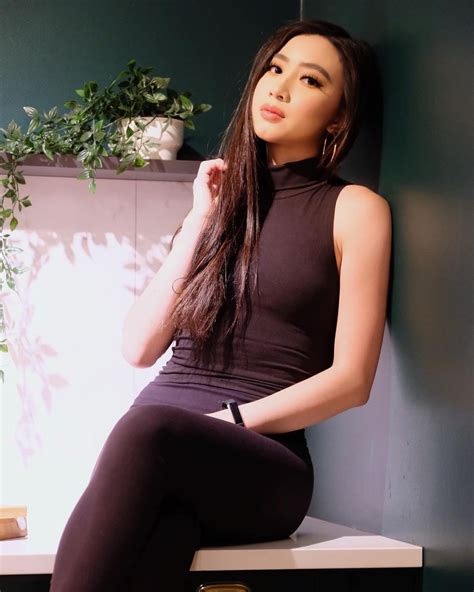 Elizabeth Nguyen Instagram Hanoi