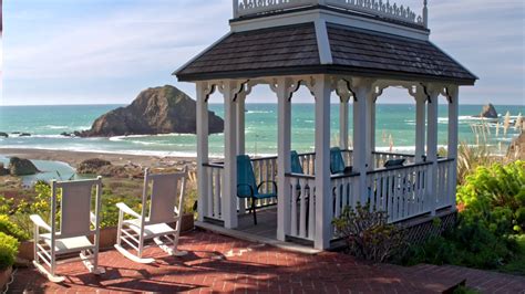 Elk cove inn and spa. ELK COVE INN & SPA. Discover one of the most romantic boutique hotels on the Northern California Coast – 150 miles North of San Francisco; 15 miles south of Mendocino. This one- 